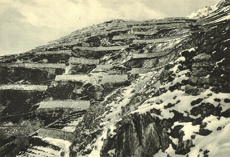 Lawinenverbau auf Muot bei Bergün